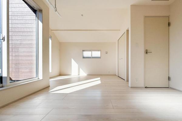 入間市久保稲荷1丁目　新築一戸建て　全3棟 洋室