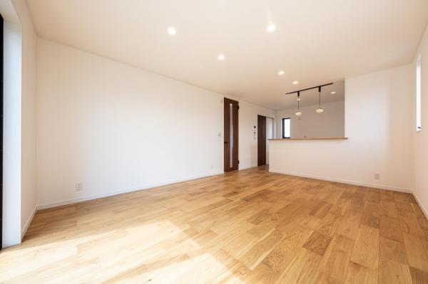 【最終1棟！】グランシア空色ガーデン　新築分譲住宅 リビングダイニング