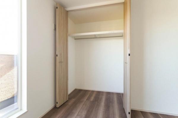 富士見市羽沢1丁目　新築一戸建て 収納