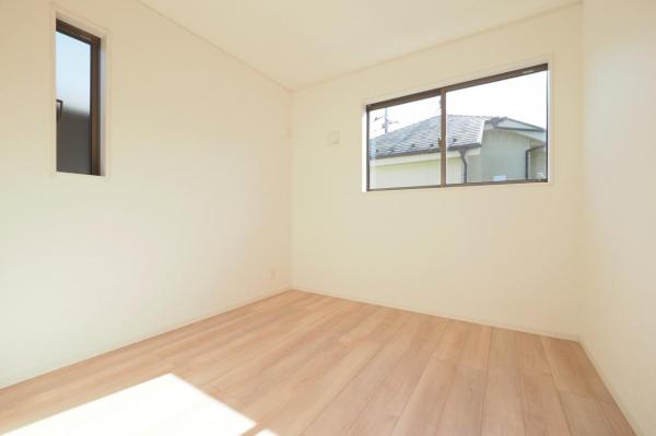 入間市大字新光　新築一戸建て 洋室