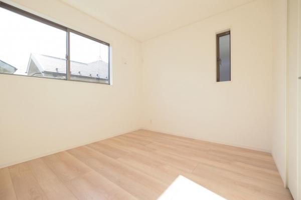 入間市大字新光　新築一戸建て 洋室