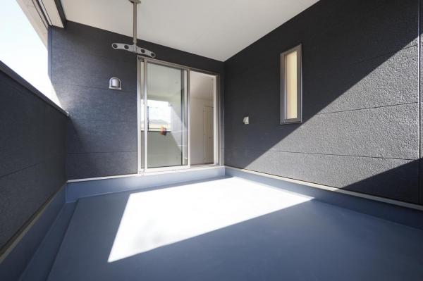 入間市大字新光　新築一戸建て バルコニー