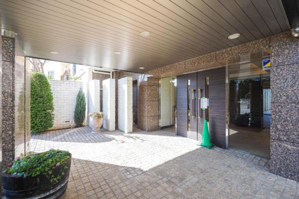 エコヴィレッジ坂戸　5階 エントランス（外）