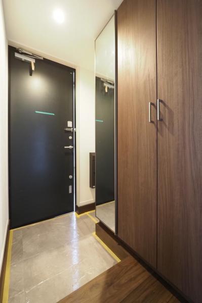 志木市本町2丁目　中古一戸建て 玄関