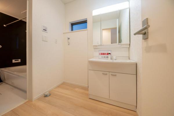 飯能市川寺　新築一戸建て 脱衣所