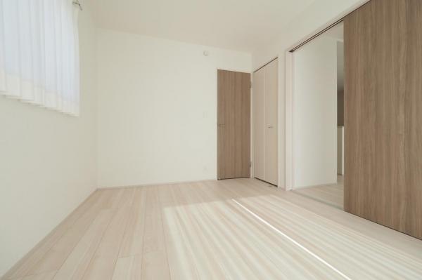 狭山市柏原　新築一戸建て　　 洋室