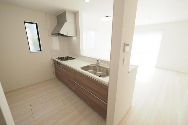 狭山市柏原　新築一戸建て　　 キッチン