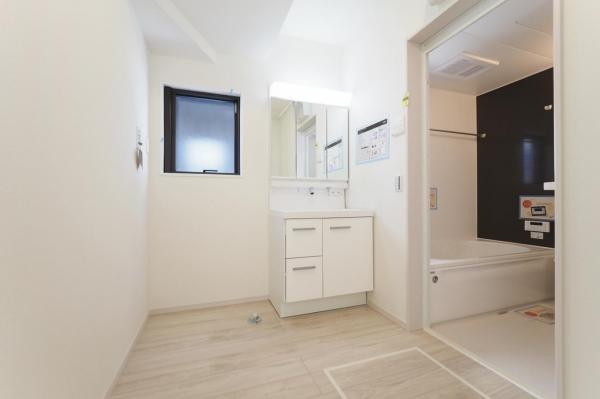 所沢市緑町4丁目　新築一戸建て 洗面化粧台