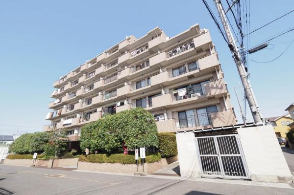 朝日パリオ新狭山 外観写真