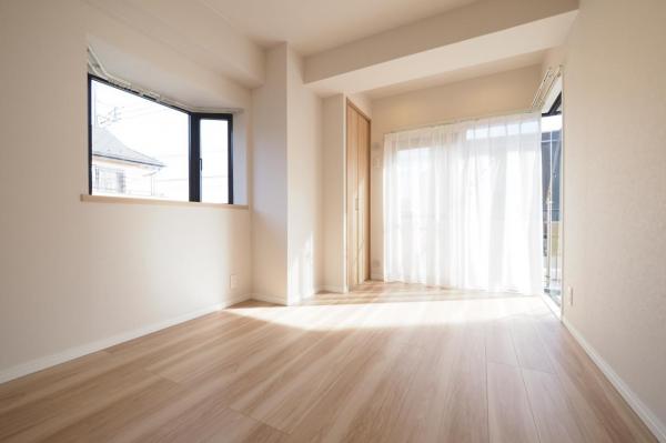 ライオンズマンション西所沢　2階 洋室