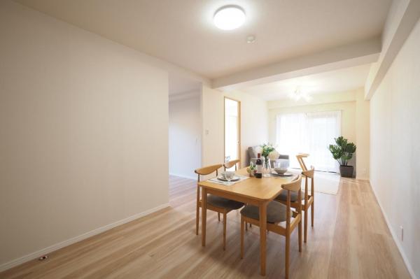ライオンズマンション西所沢　2階 リビングダイニング