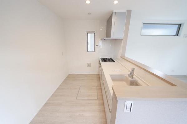 所沢市向陽町　新築一戸建て キッチン