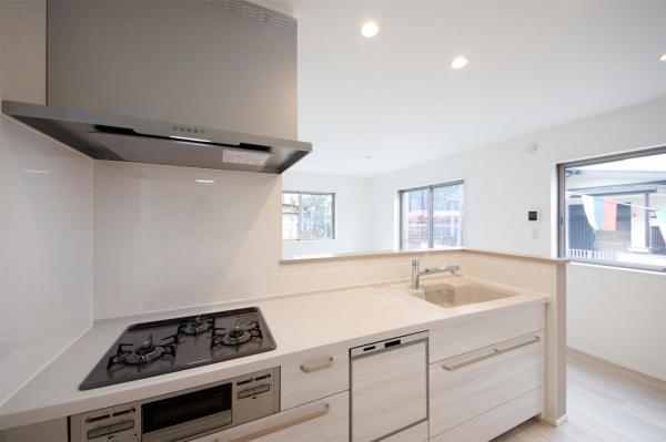 所沢市向陽町　新築一戸建て キッチン