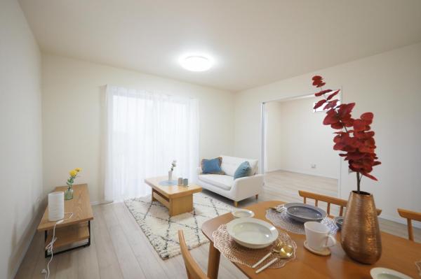 ふじみ野市松山2丁目　新築一戸建て 前面道路含む現地写真