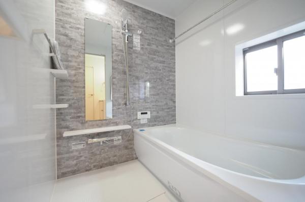 狭山市入間川　新築一戸建て 浴室