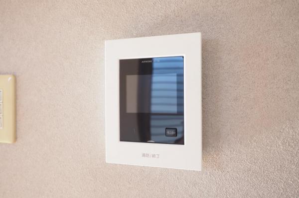 狭山市広瀬台3丁目　中古一戸建て TVモニター付きインターフォン