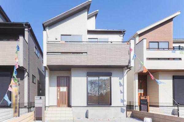 所沢市下安松　新築一戸建て 前面道路含む現地写真