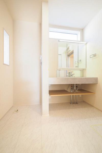 所沢市下安松　新築一戸建て 前面道路含む現地写真