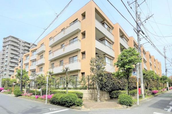 ディアクオーレ中野文園　B1階1階 外観写真