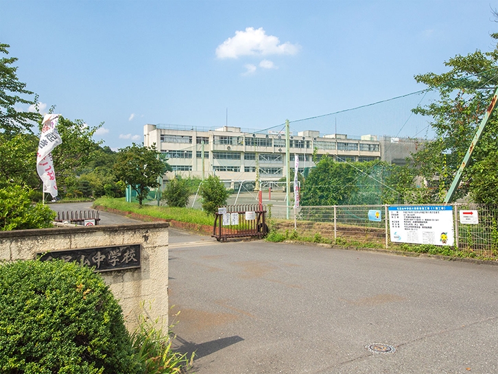 毛呂山町立毛呂山中学校