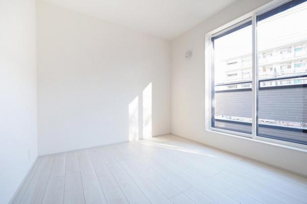 東村山市恩多町3丁目　新築一戸建て 洋室