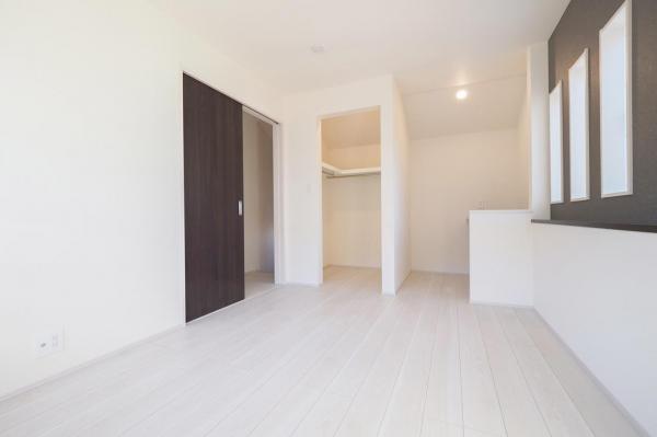 東村山市恩多町3丁目　新築一戸建て 洋室