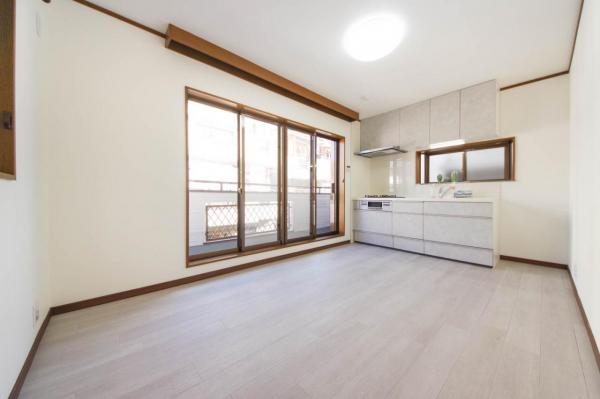 【10/18価格改定・新生活応援キャンペーン・ご成約で100万円キャッシュバック♪】ふじみ野市鶴ケ舞1丁目　中古一戸建て ダイニングキッチン