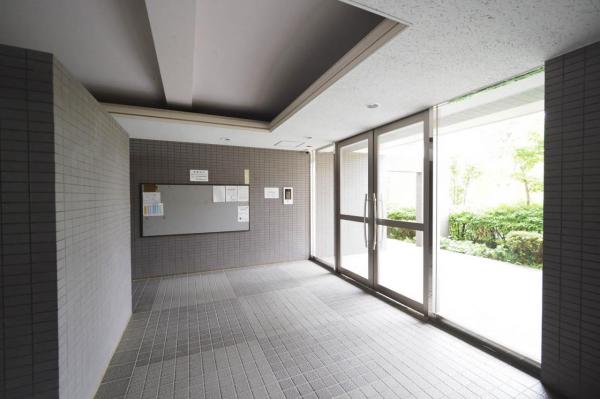 セントエルモ朝霞台　3階 エントランスホール