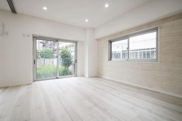 西高島平スカイハイツ　1階 