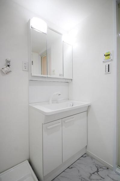 西高島平スカイハイツ　1階 