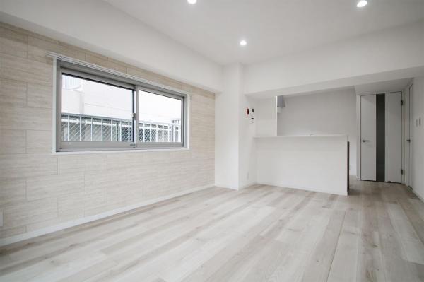 西高島平スカイハイツ　1階 