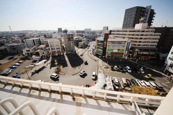 東武鶴瀬西口サンライトマンション　8階 エントランスホール