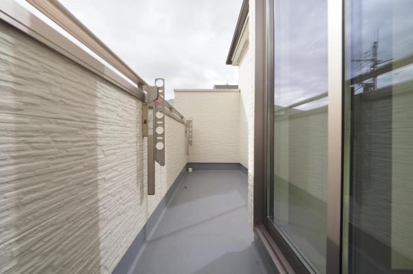 所沢市若狭4丁目　新築一戸建て バルコニー