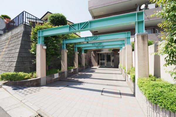 ヴィルヌーブみずほ台　2階 エントランス（外）