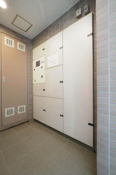 ヴィルヌーブみずほ台　2階 宅配ボックス