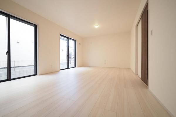 鶴ヶ島市下新田　新築一戸建て 