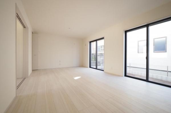 鶴ヶ島市下新田　新築一戸建て 