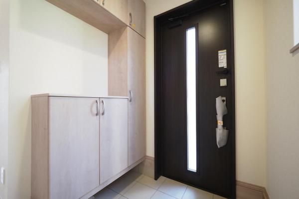 入間市大字仏子　新築一戸建て　全5棟 玄関