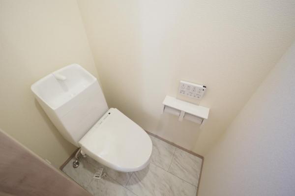 入間市大字仏子　新築一戸建て　全5棟 トイレ