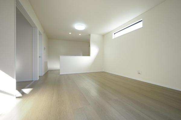 入間市大字仏子　新築一戸建て　全5棟 リビングダイニング