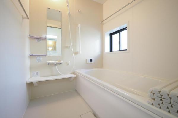 入間市大字仏子　新築一戸建て　全5棟 浴室