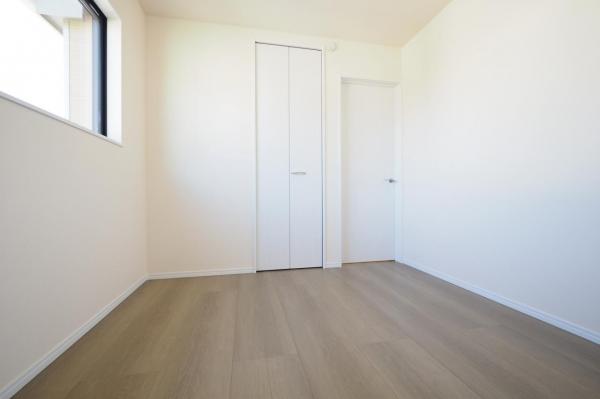 入間市大字仏子　新築一戸建て　全5棟 洋室