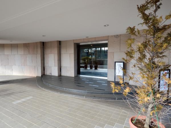 シェグラン花小金井ハイライズ　3階 エントランス（外）