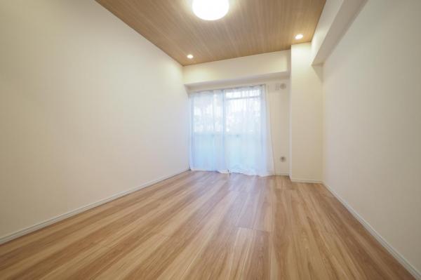 パレドール東所沢2 リビングダイニング