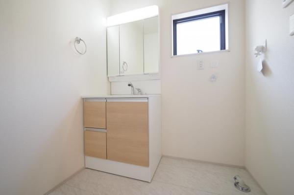 川越市下広谷　新築一戸建て 洗面化粧台