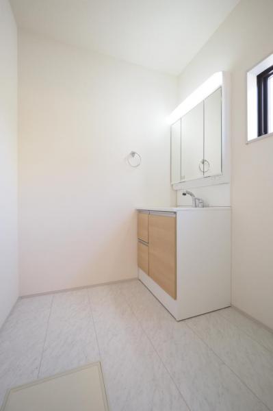 川越市下広谷　新築一戸建て 洗面化粧台