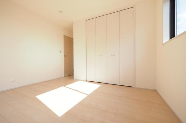 川越市下広谷　新築一戸建て 洋室