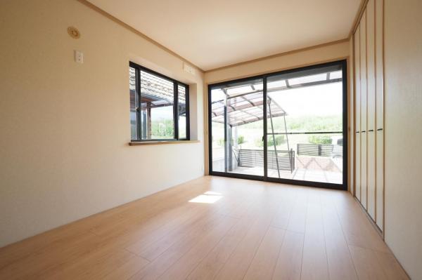 坂戸市伊豆の山町　中古一戸建て 洋室