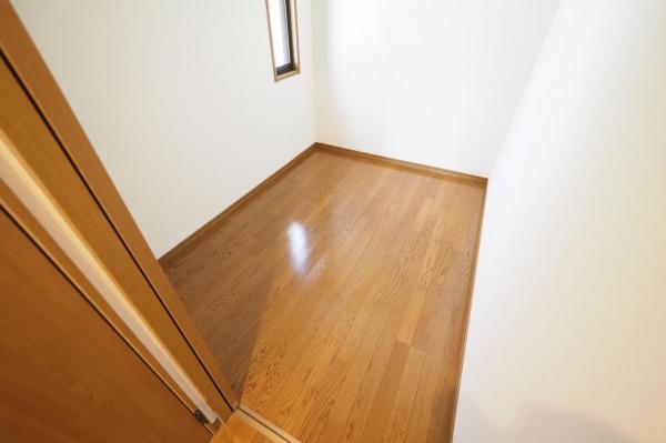 坂戸市伊豆の山町　中古一戸建て 収納