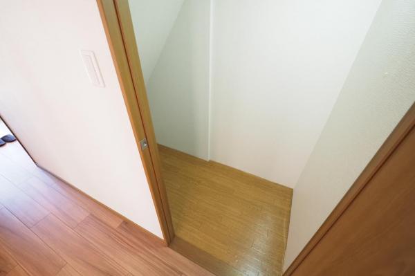 坂戸市伊豆の山町　中古一戸建て 収納